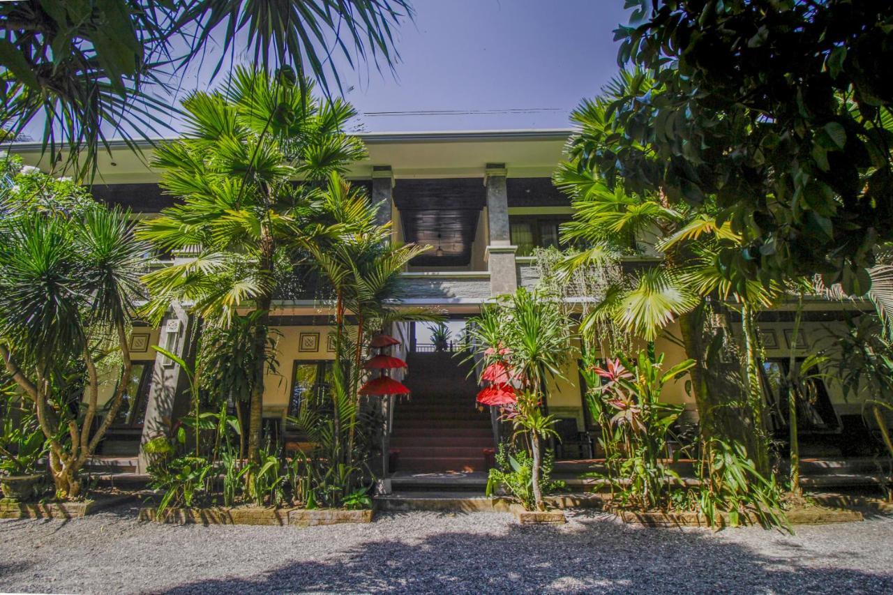 The Galuh Pekutatan Hotel Pulukan Exterior photo