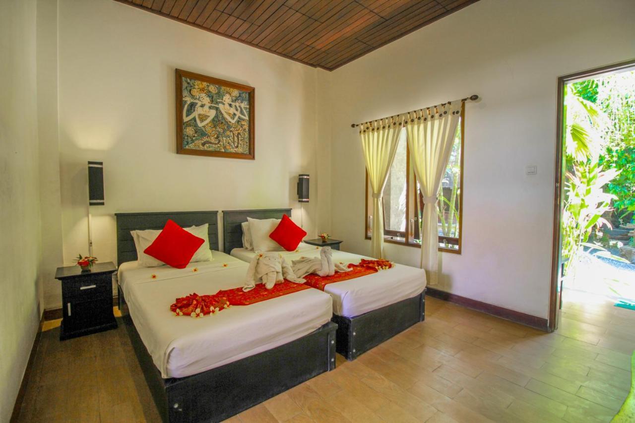 The Galuh Pekutatan Hotel Pulukan Exterior photo